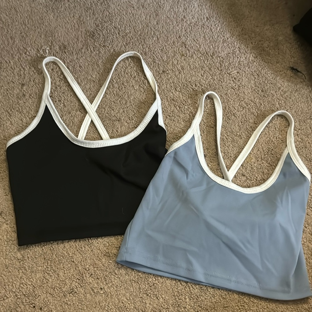 Black and blue crop tops